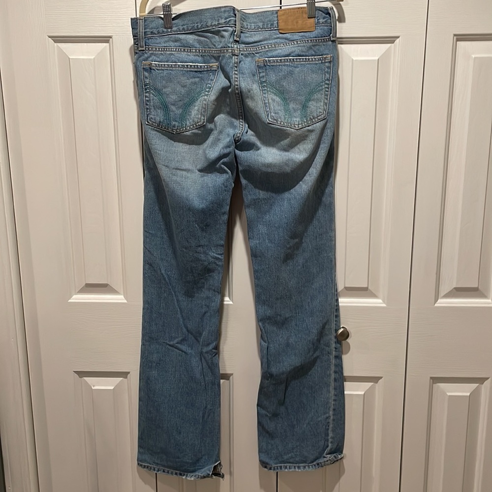 Hollister Bootcut Jeans- Size 9 - Picture 2 of 5